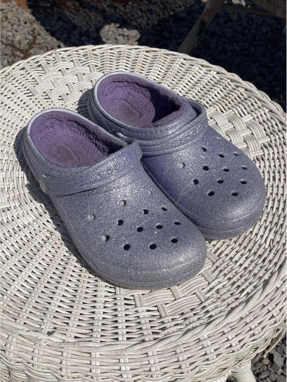 CROCS Purple Glitter Size 8 Fleece Lined Clog Shoes Sparkle